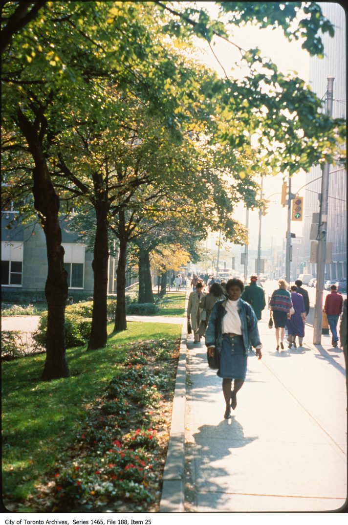 Yonge Street , Bloor Street to Rosedale. - 1990